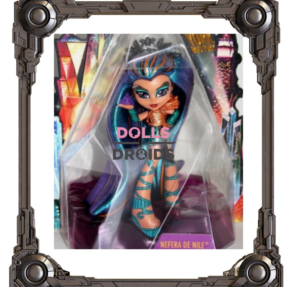 2015 SDCC NEFERA DE NILE MONSTER HIGH